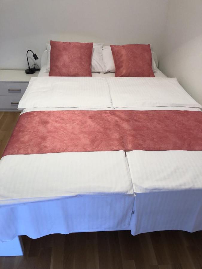 פירובאץ Apartmani Gavran מראה חיצוני תמונה