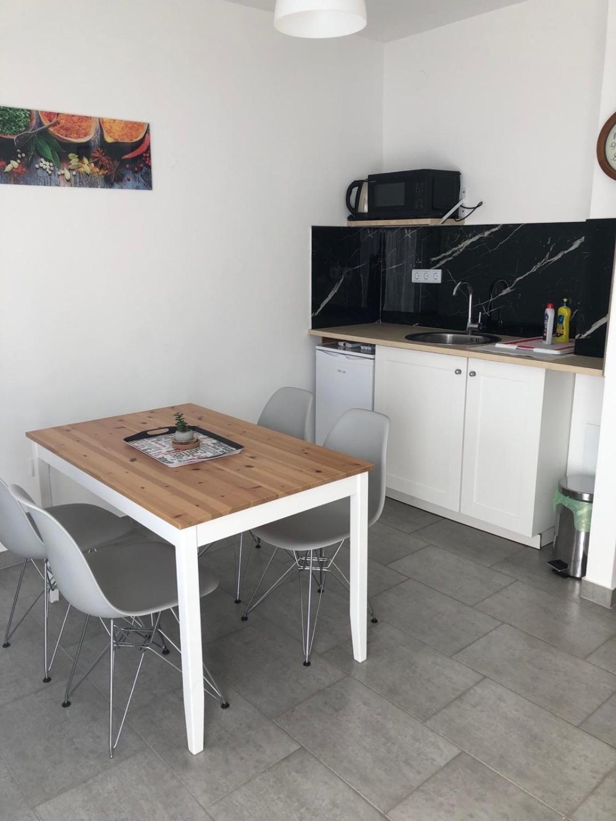 פירובאץ Apartmani Gavran מראה חיצוני תמונה